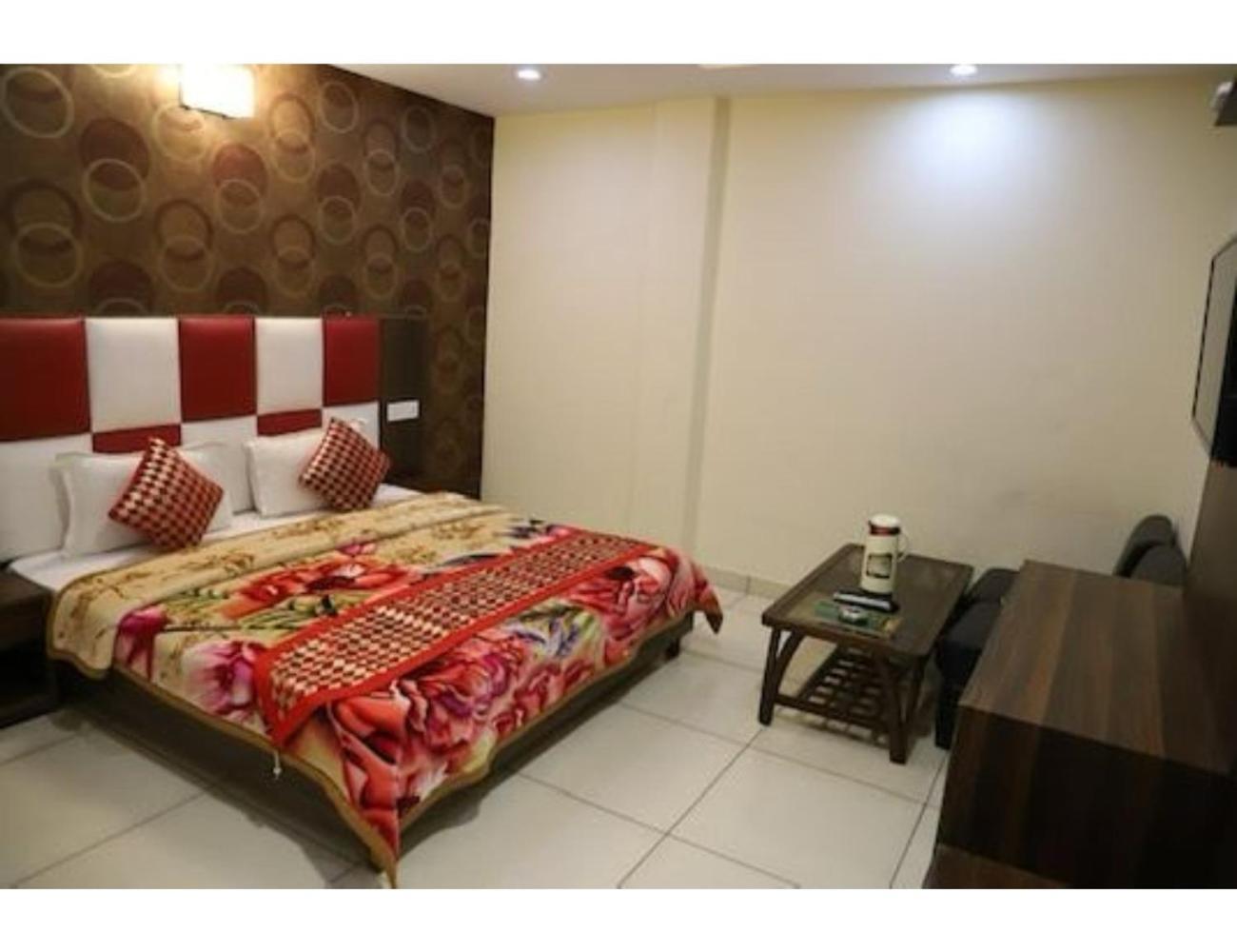 Ess Pee 91, Homestay Chandigarh